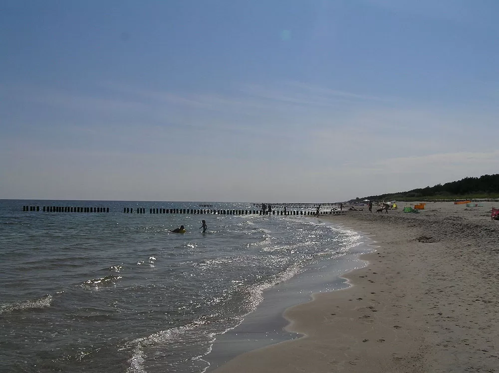 Plaża w Chałupach od strony Bałtyku
