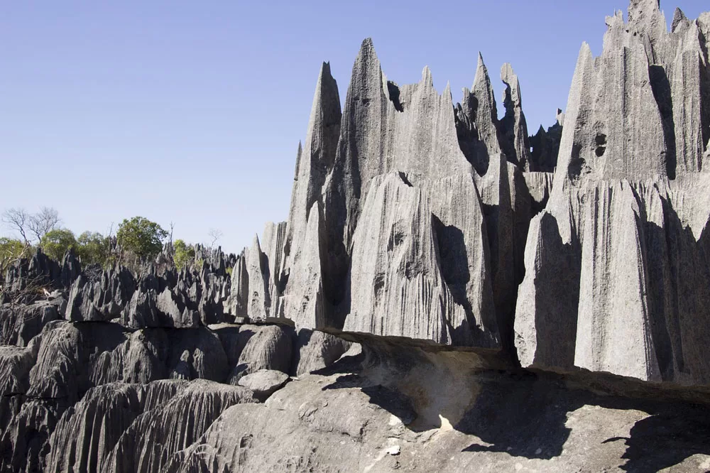Formacje skalne w Parku Narodowym Tsingy de Bemaraha