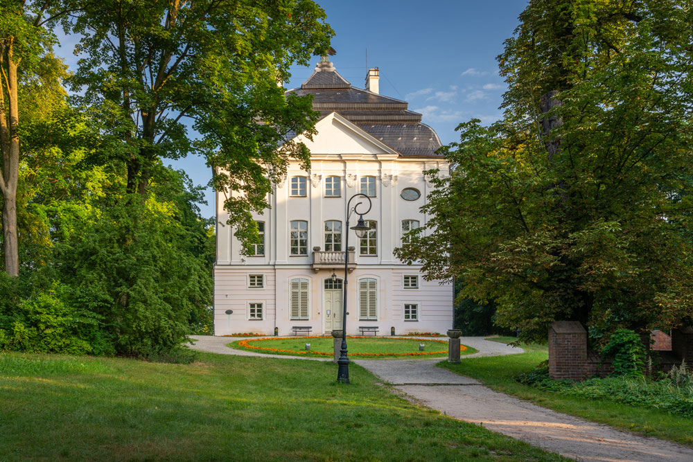 Pałac Stary - barokowy pałac w Ostromecku